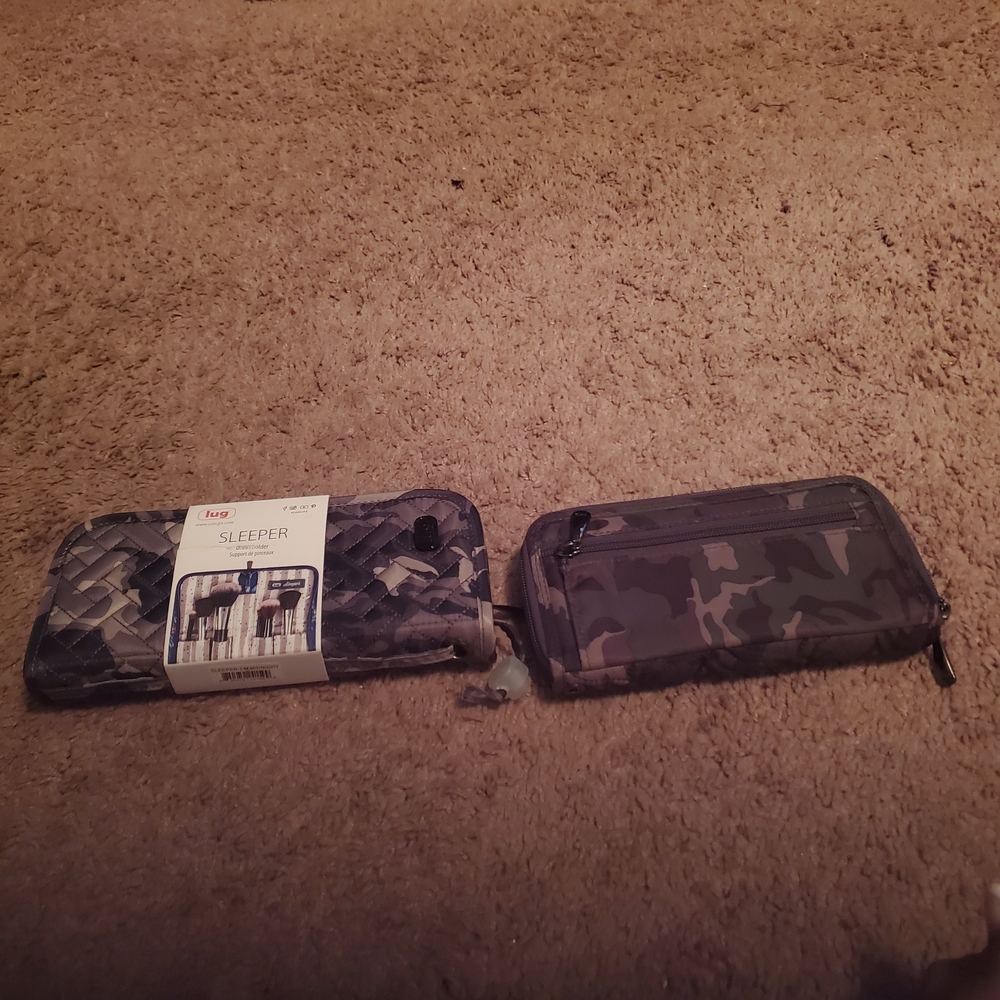 Lugz  Camouflage Wallet/Brush Holder SET
